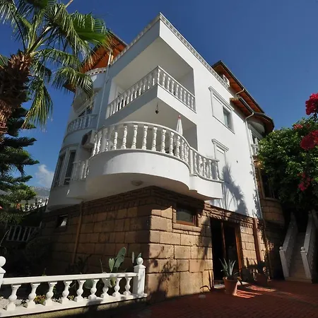 Apartamento Kestel 3+1 *